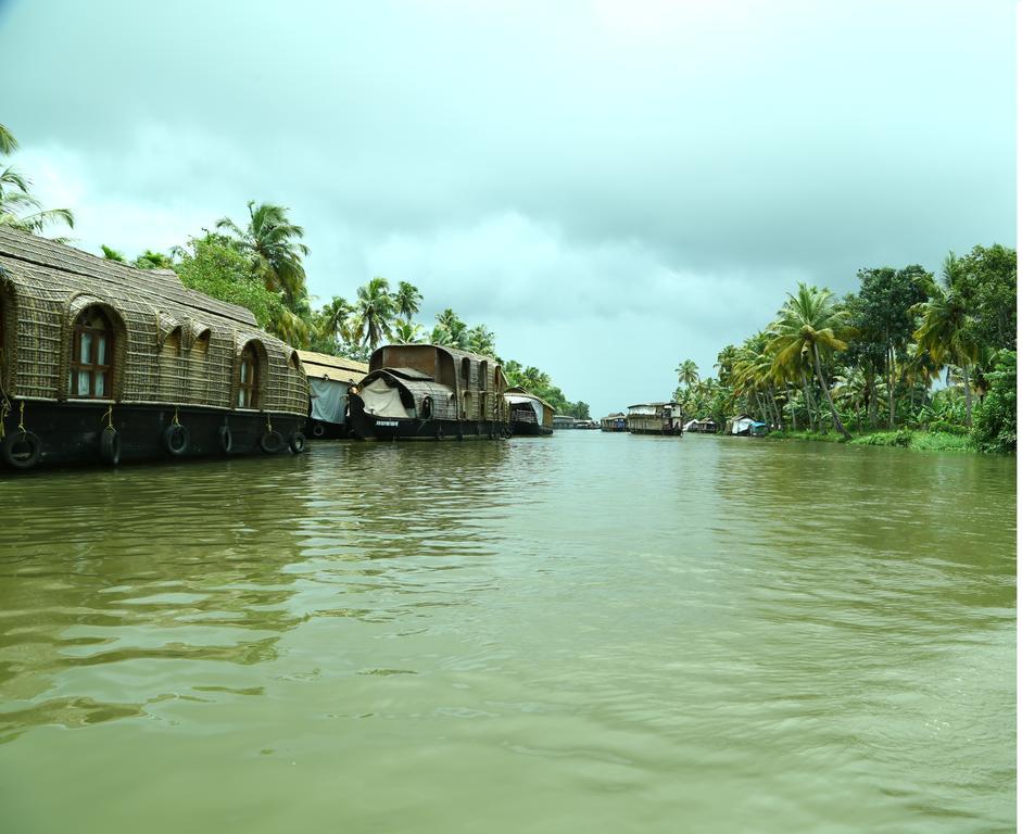 Alapatt Homestay Alappuzha Ngoại thất bức ảnh