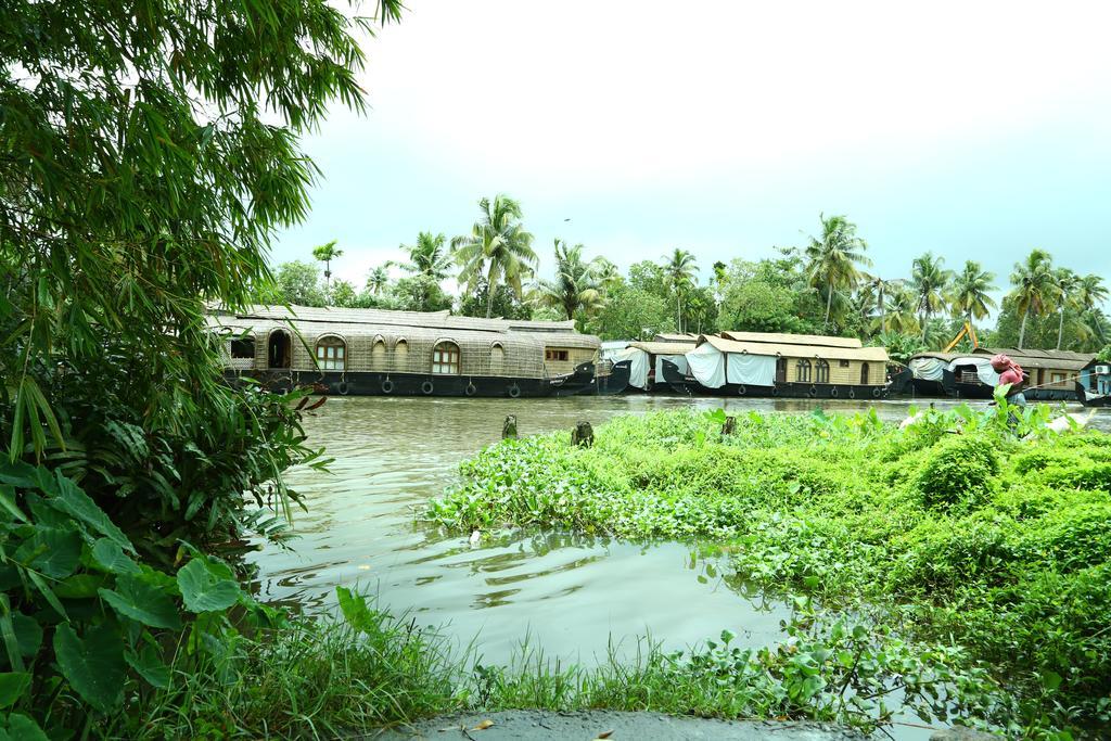 Alapatt Homestay Alappuzha Ngoại thất bức ảnh